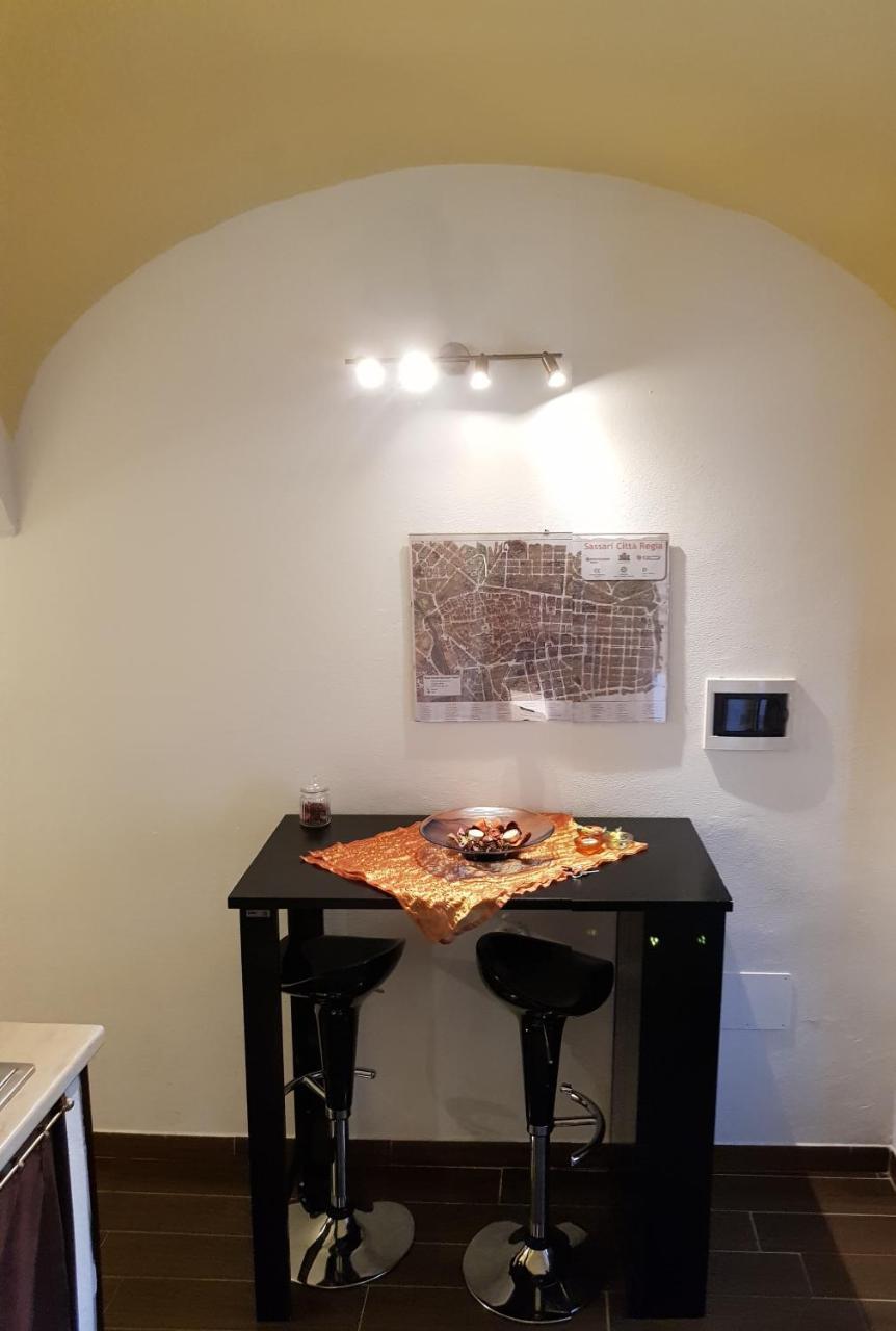 Le Antiche Mura 2 Apartment Sassari Bagian luar foto
